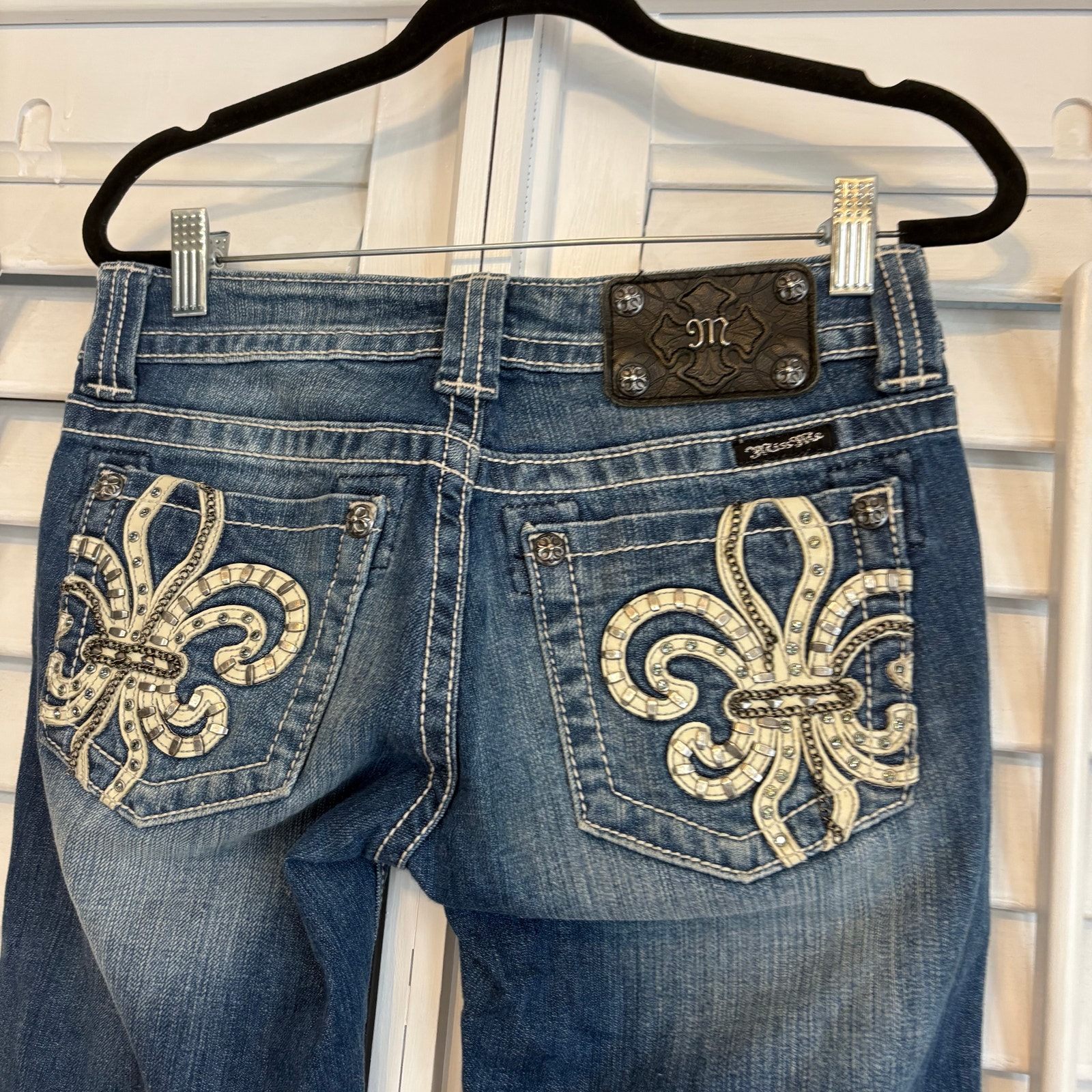 Miss Me Women's Embellished Fleur-De-Lis Blue Jeans